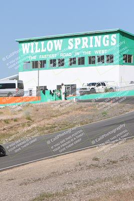 media/Apr-20-2025-AHRMA (Sun) [[393a79c373]]/Race/Group 11 early race/Turn 4b/